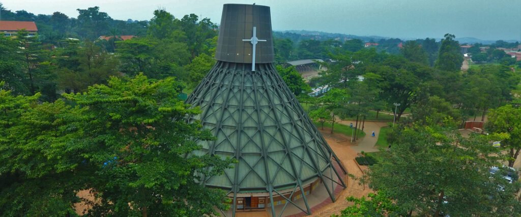 5 Day Uganda Martyrs Day Trip