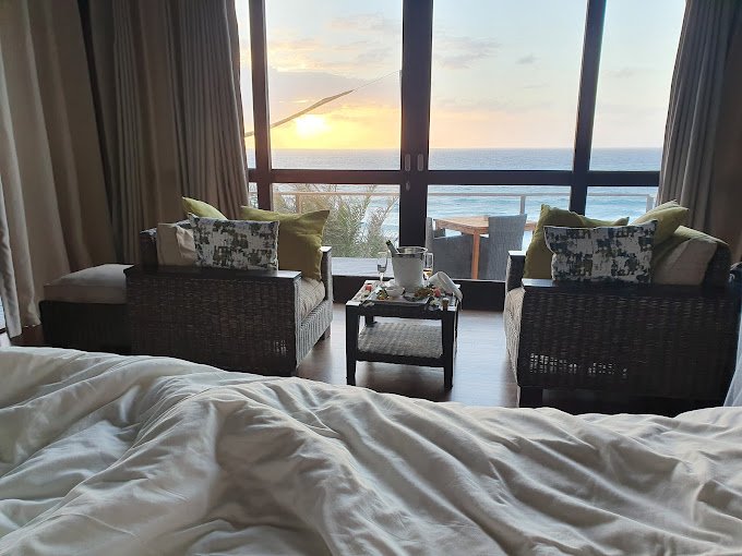 2 Days Massinga Beach Lodge - 1 Night