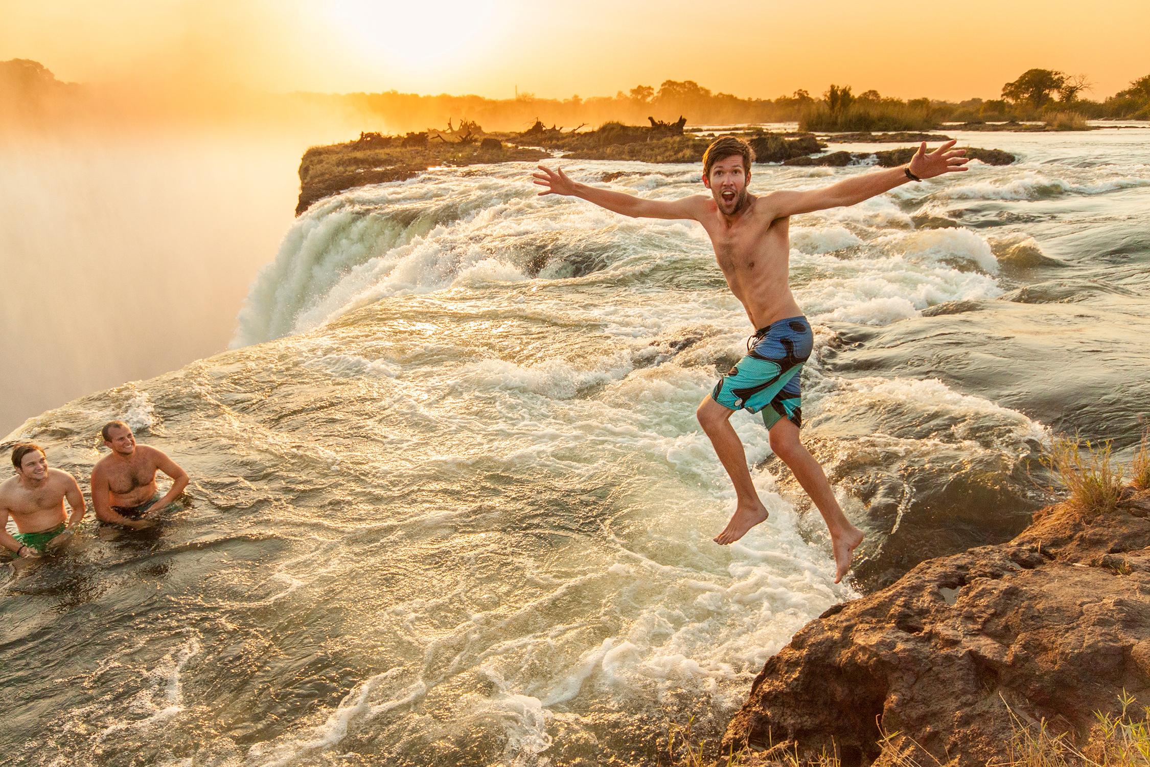 Zimbabwe, Zambia