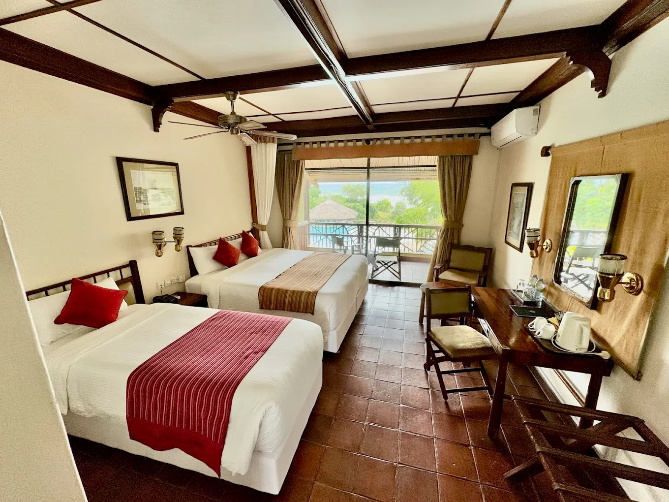 Paraa Safari Lodge
5 Days Murchison Falls and Gorilla Trekking