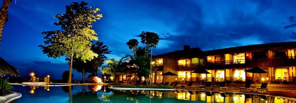 3 Days Luxury Honeymoon at Paraa Safari Lodge | Murchison Falls National Park