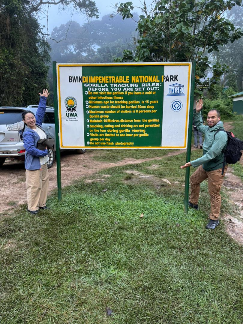 Uganda gorilla safari group photo
