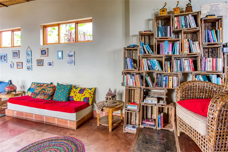 Library at Chameleon Hill Lodge
