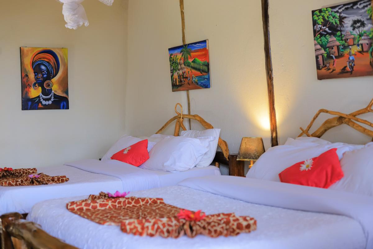 Gorilla Mist Camp Bed