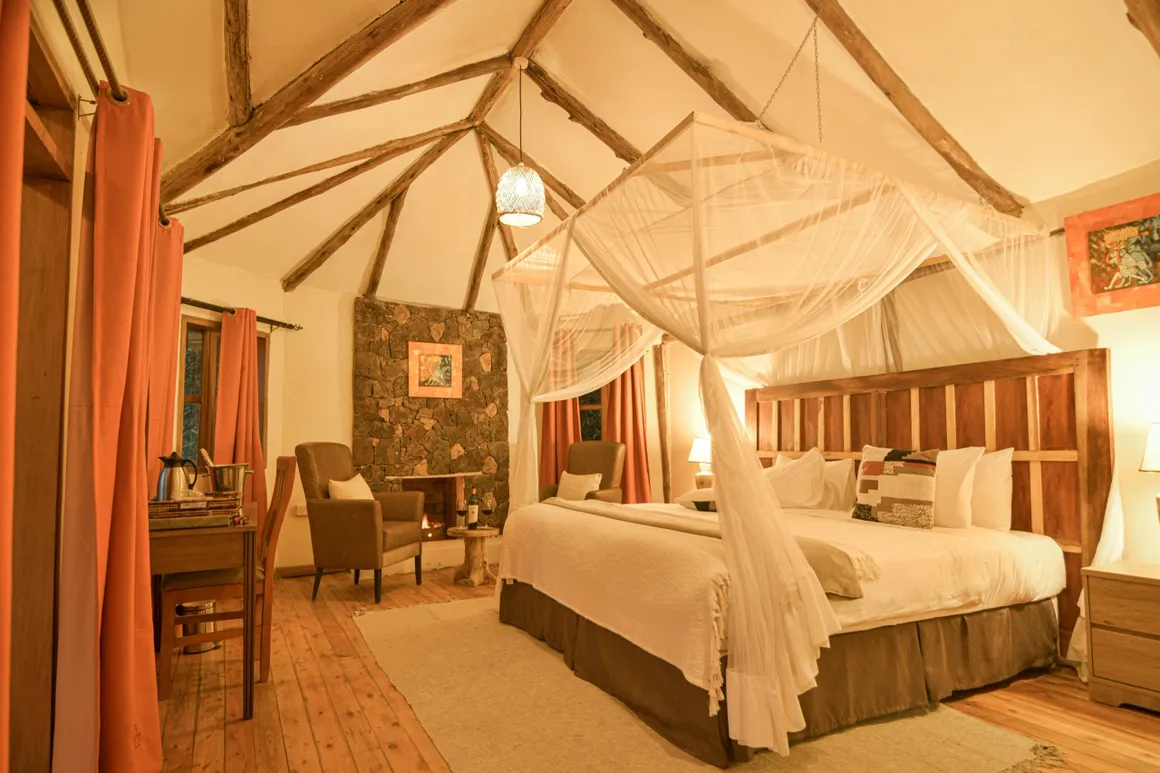 Gorilla Safari Lodge Bedroom