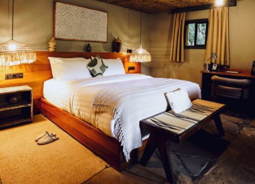 3 Days Luxury Gorilla Trekking Rwanda With Premium Lodges