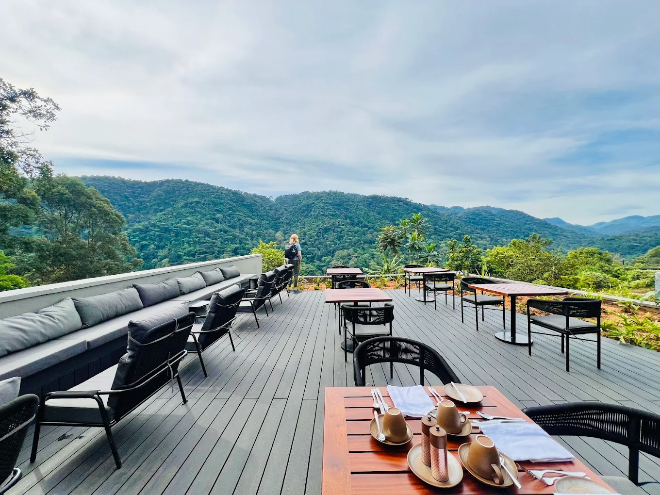 Silverback Lodge Bwindi luxury accommodation