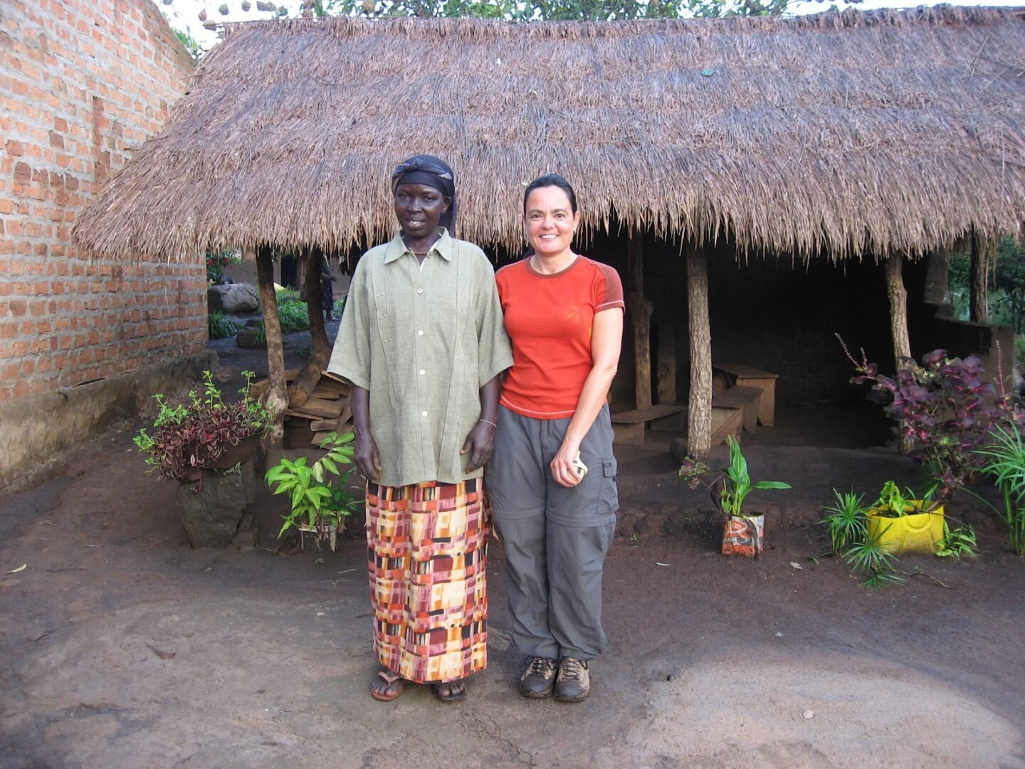 Boomu Women’s Group Bandas – tour