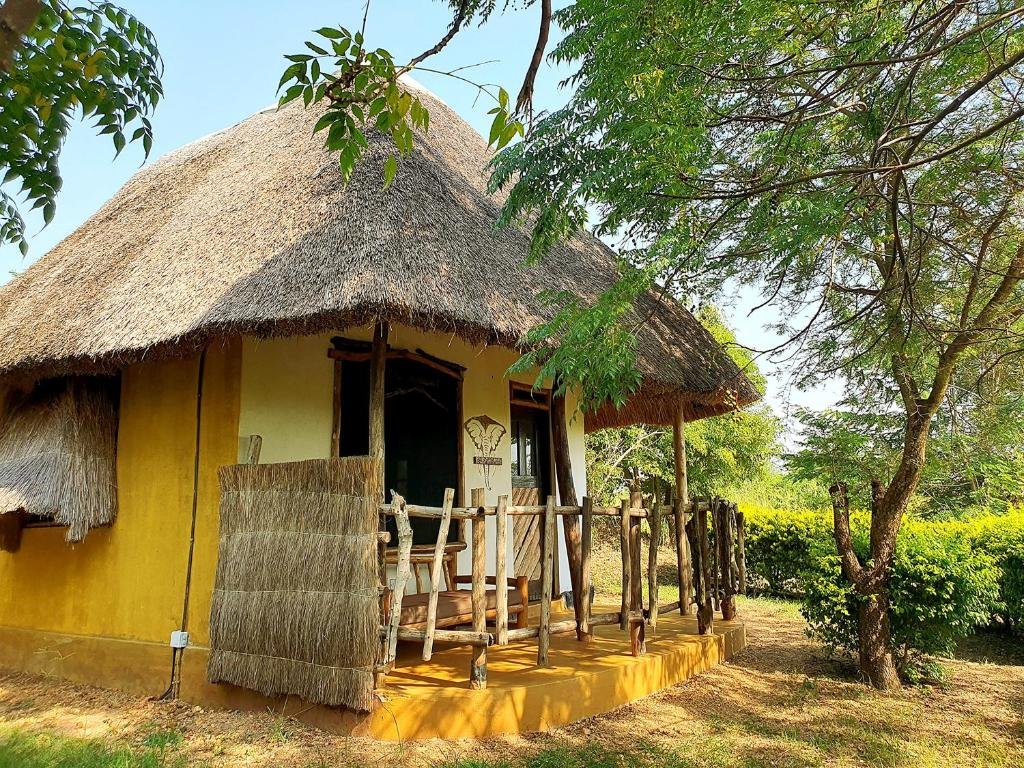 Hornbill Bush Lodge house