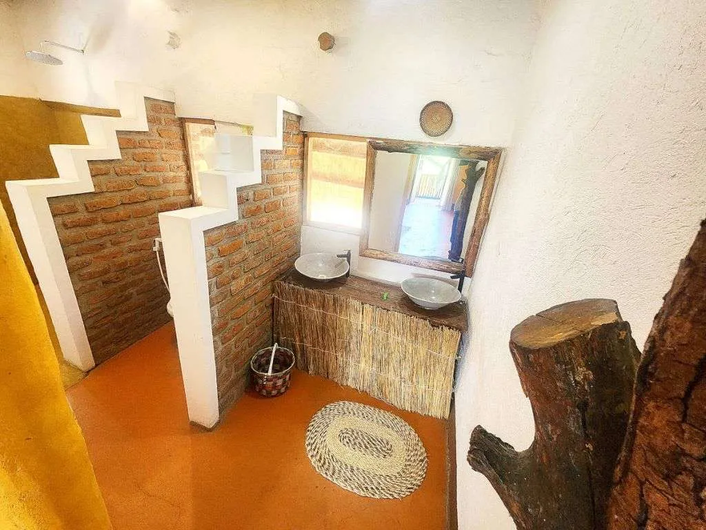 Hornbill Bush Lodge lodge view