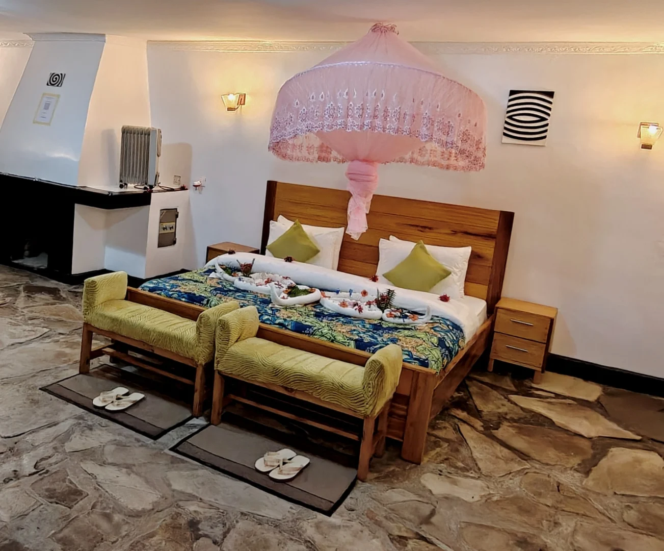 Le Bambou Gorilla Lodge bedroom interior Rwanda accommodation