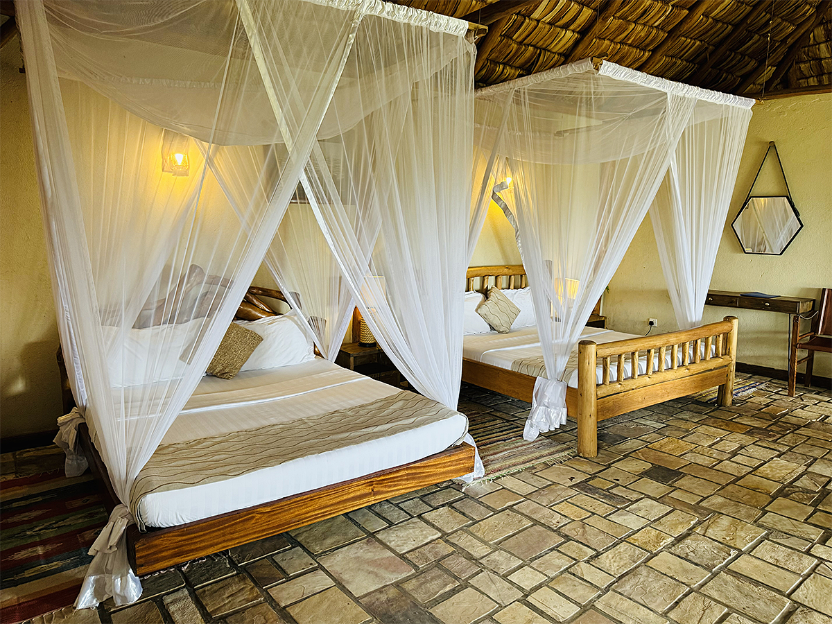 Enganzi Game Lodge Queen Elizabeth National Park