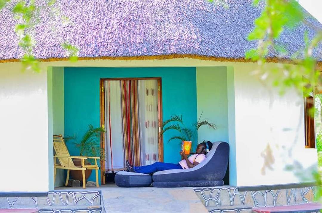 Bwana Tembo Safari Camp Chill