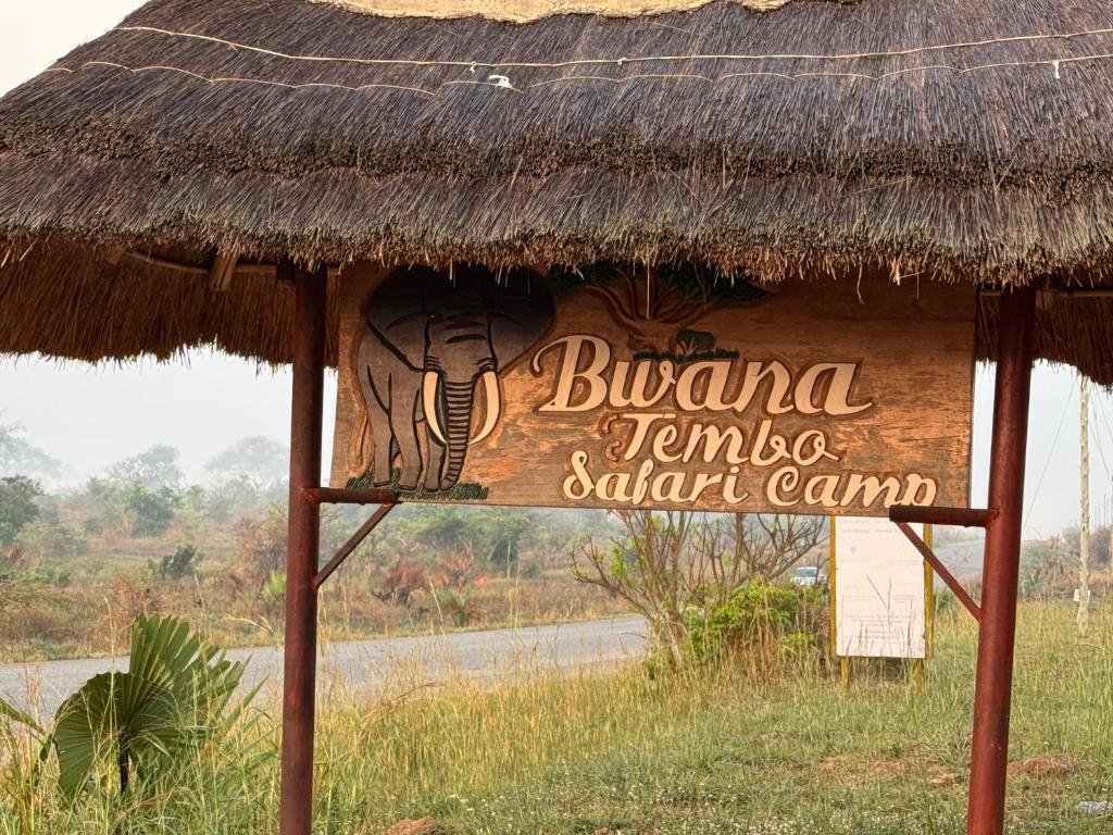 Bwana Tembo Safari Camp Post