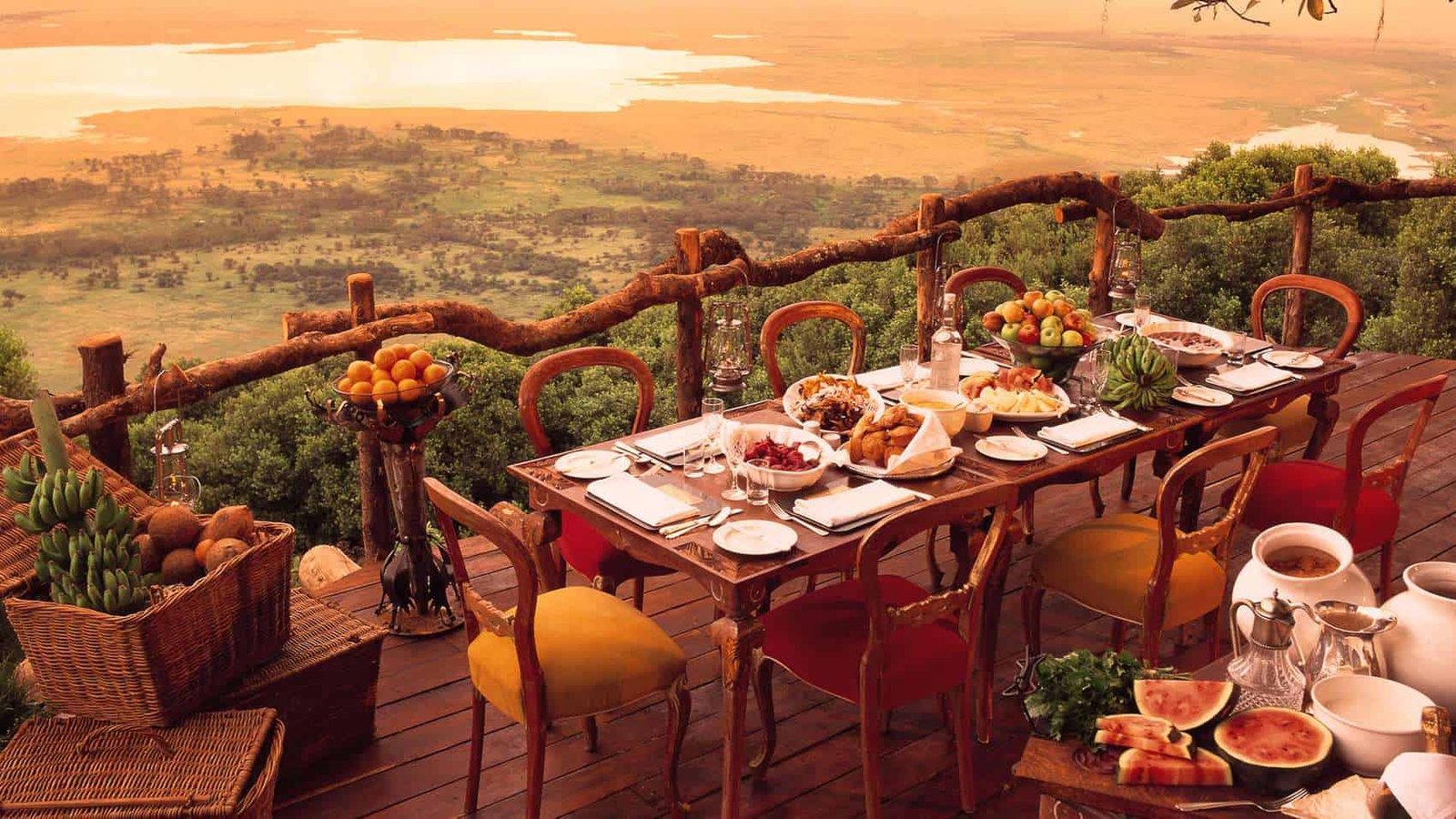 Enganzi Game Lodge Dinner