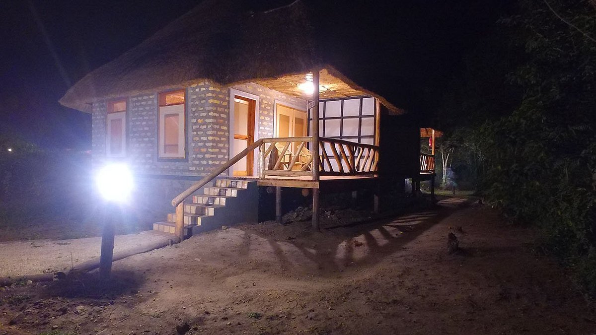 Irungu Forest Safari Lodge Lights