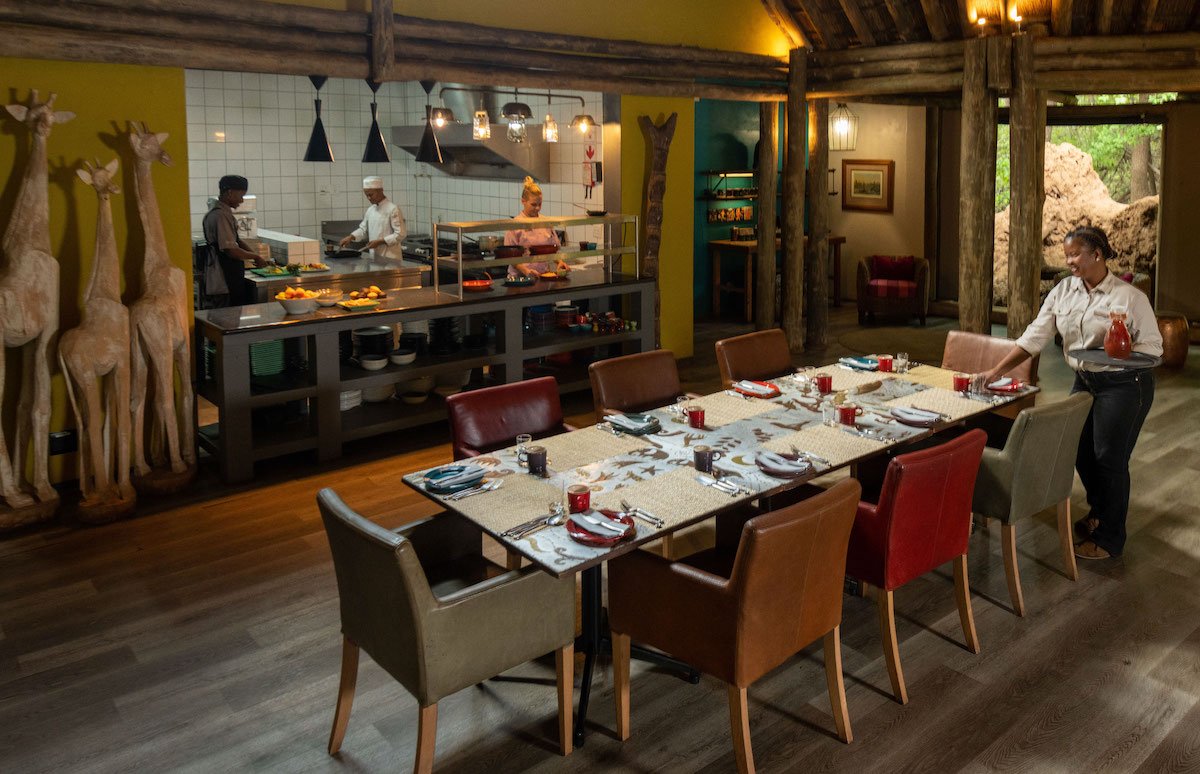 Jacana Safari Lodge Dining