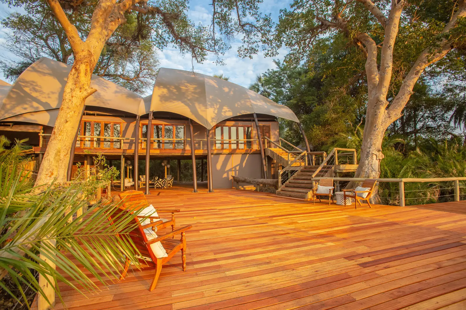 Jacana Safari Lodge Outside View
