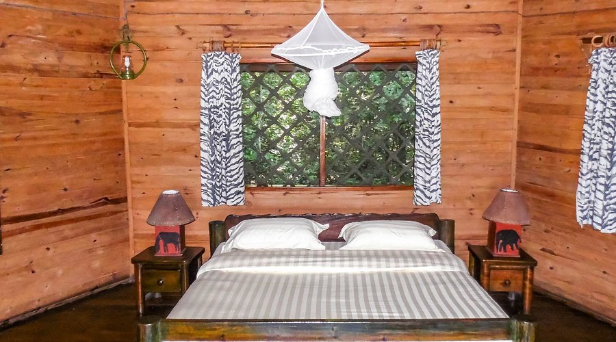 Jacana Safari Lodge Property