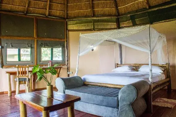Kichwamba Lodge Single Bed
