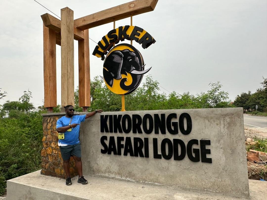 Kikorongo Safari Lodge Gate