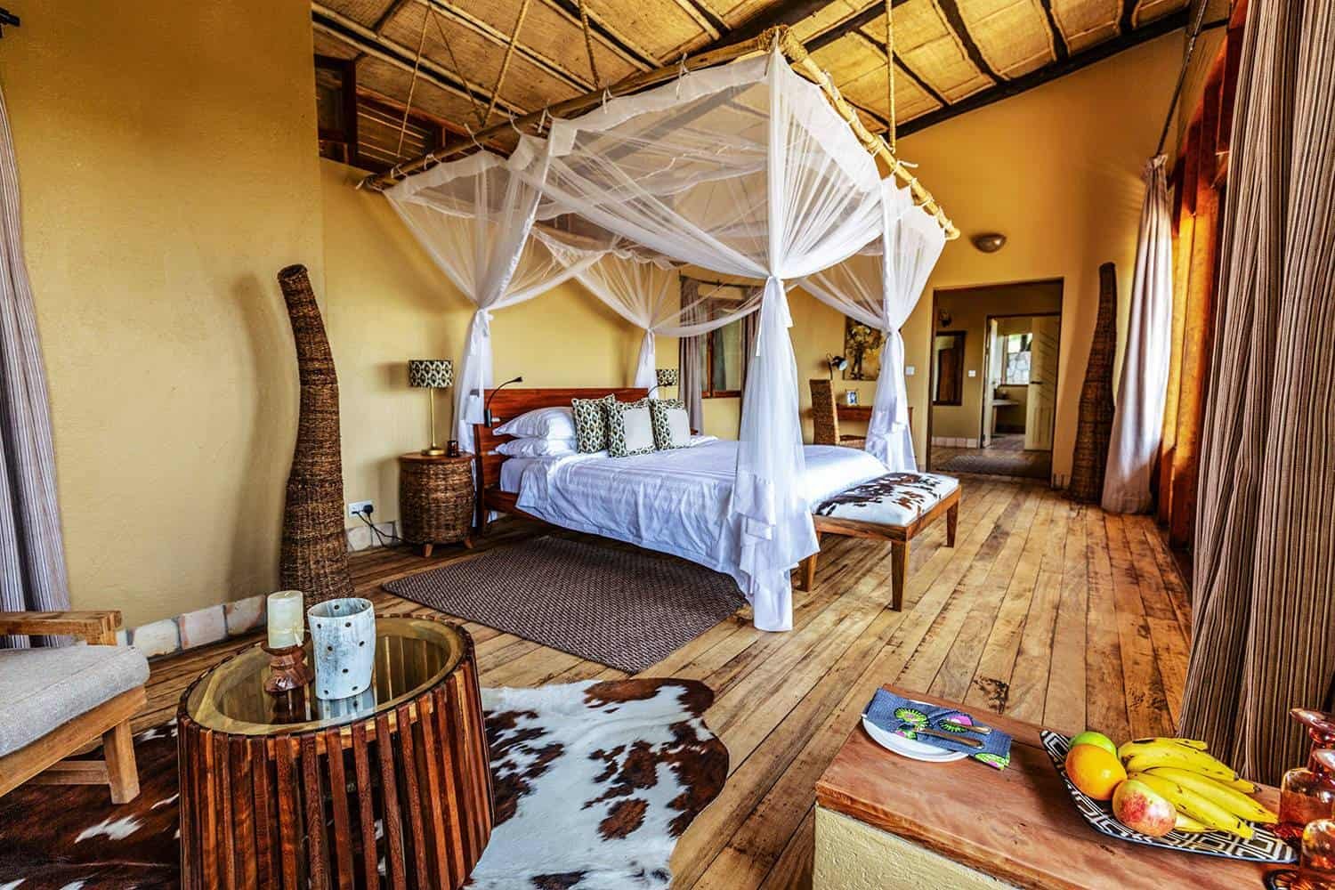 Kyambura Game Lodge Luxury Room