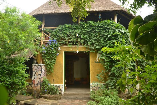 Pumba Safari Cottages Door