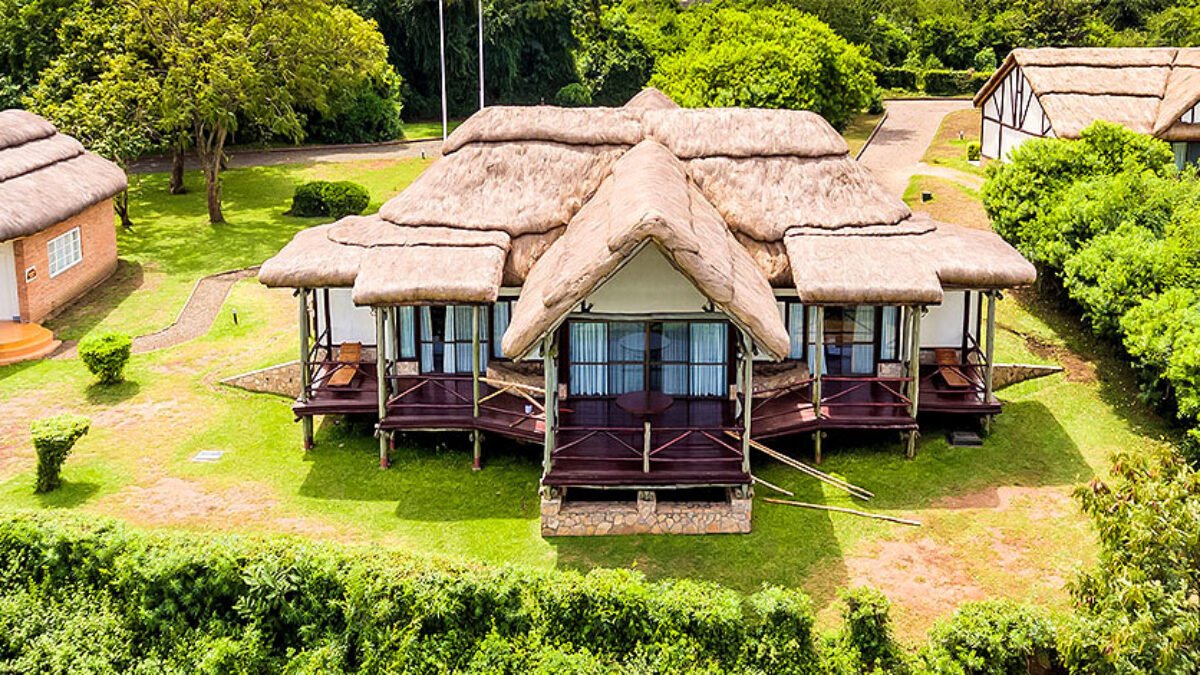 Queen Elizabeth Bush Lodge camp