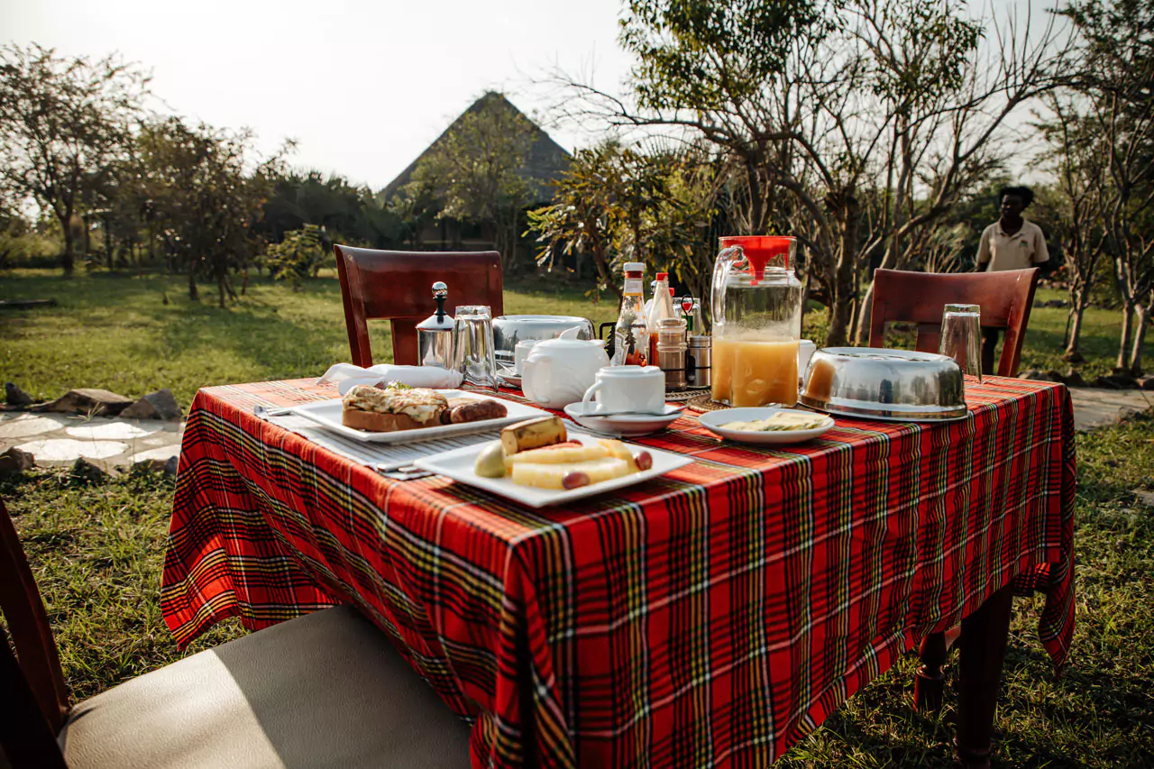 Tilenga Safari Lodge Dining