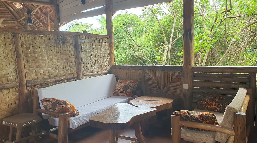 Topi Lodge Accommodations