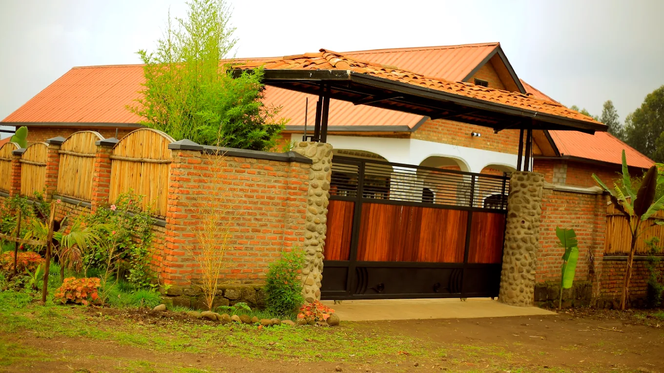 Urugano Virunga Palace Rwanda Lodge