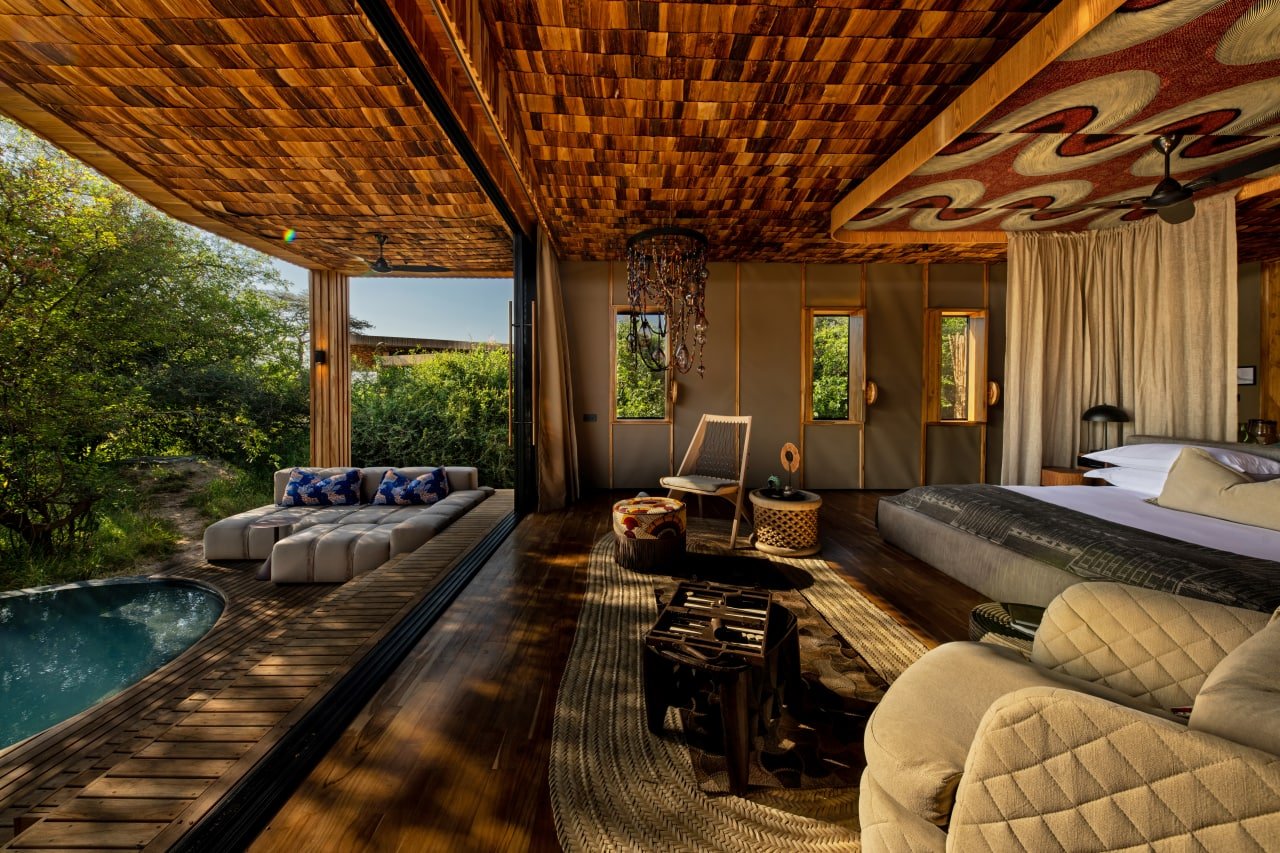 Solo Traveler Accommodation Options in Safari Lodges
