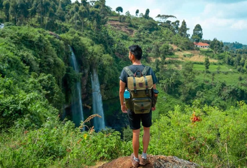 Solo Travel in Uganda Experiences