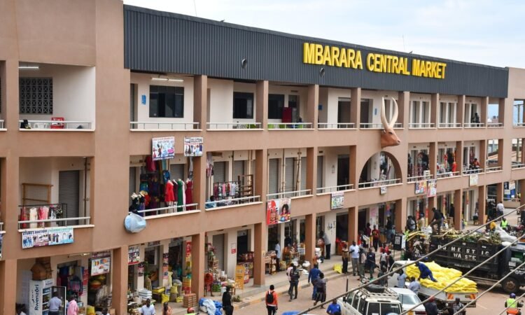 Exploring the city centre is one of the simplest yet most rewarding Things to Do in Mbarara City. The streets provide visitors with an opportunity to experience everyday Ugandan