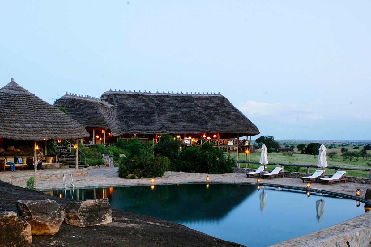 Apoka Safari Lodge is the signature luxury property within Kidepo Valley National Park. Wildplaces describes it as being built around a rocky outcrop overlooking the Narus Valley in Uganda’s remote northeastern wilderness. Its accommodation