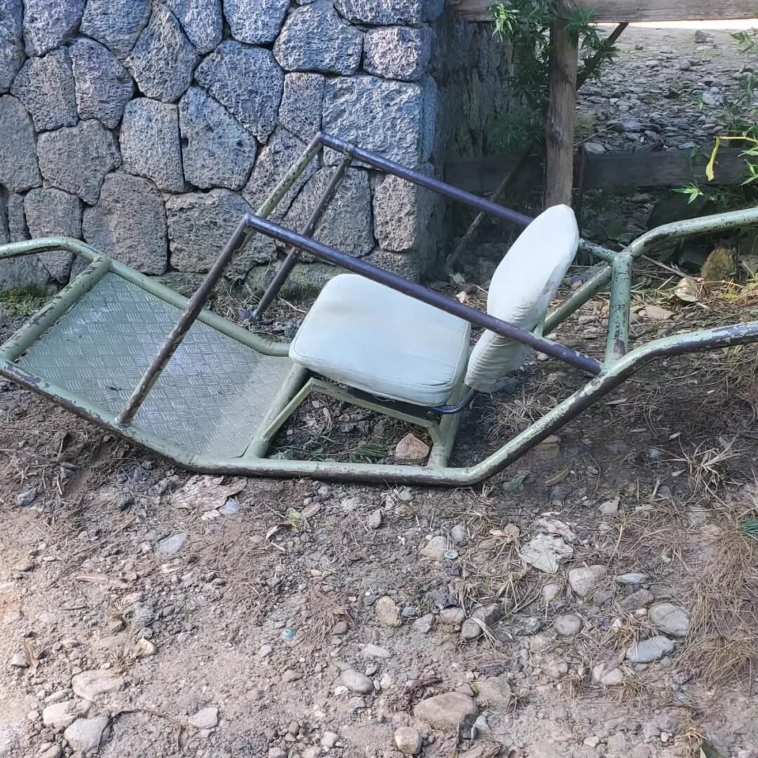 Sedan chair for gorilla trekking in Uganda