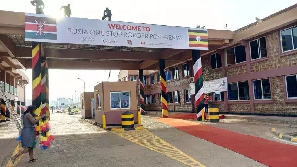 Uganda and Kenya Border Crossing Guide