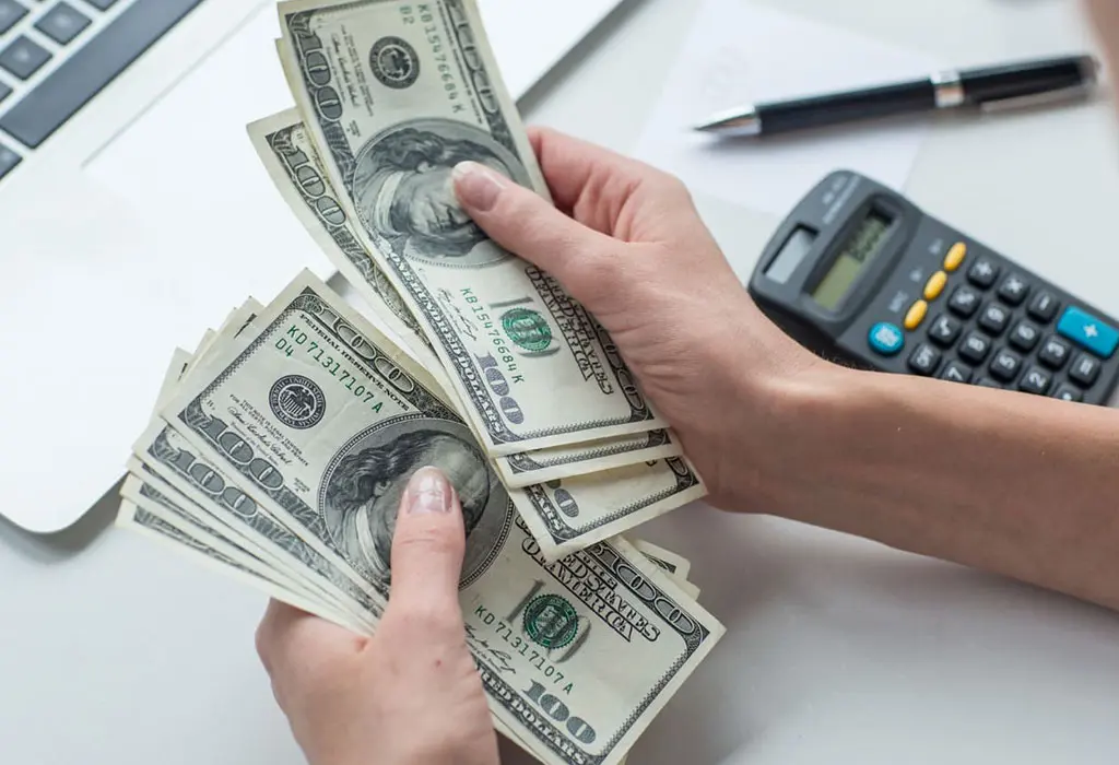 Using US Dollars in Uganda