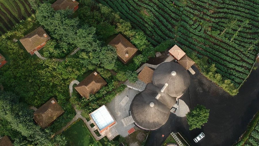 Deluxe forest cottages at Ingagi Park View Lodge Rwanda
