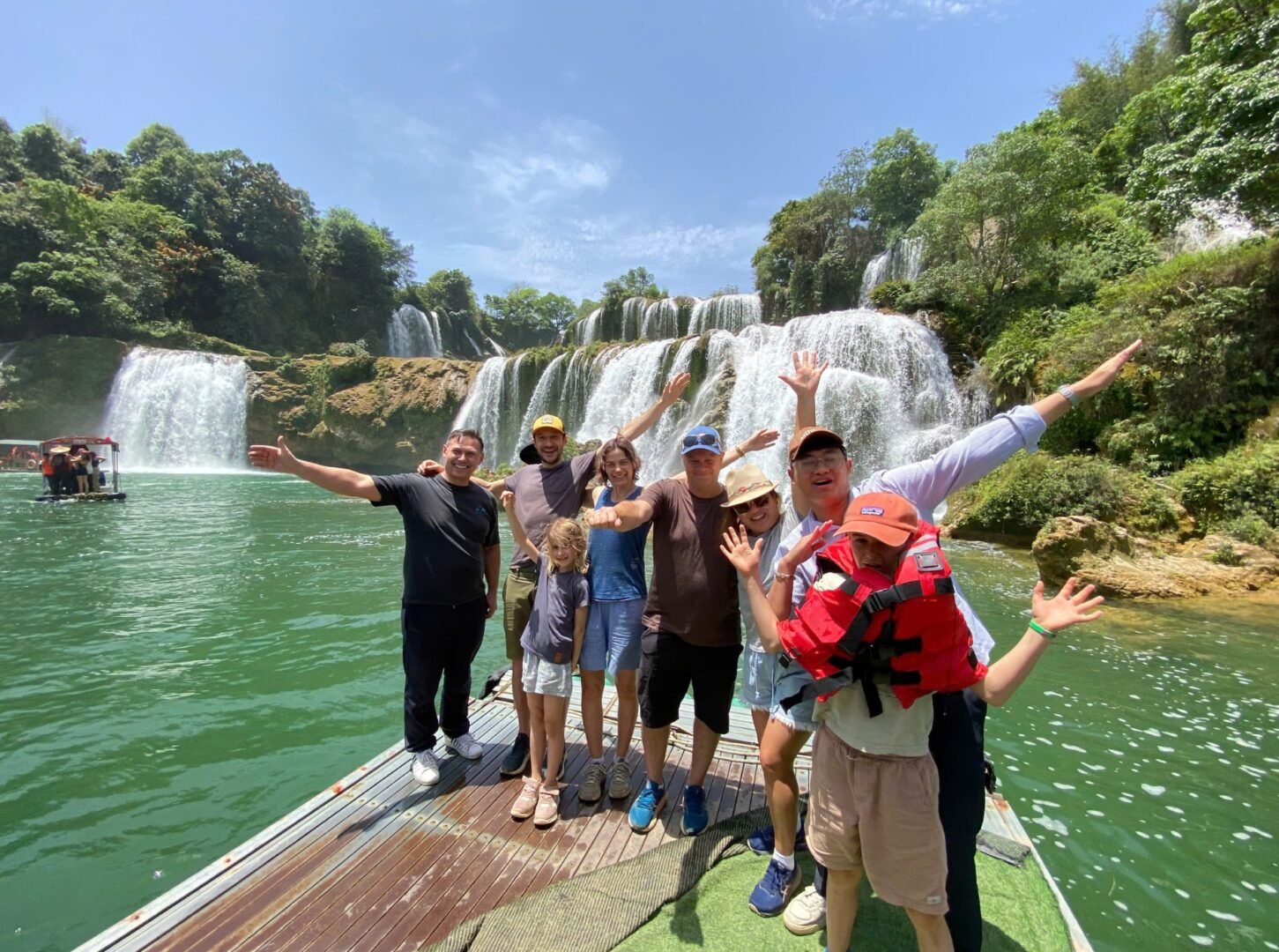Gorilla Tours from Vietnam – Amazing Uganda and Rwanda Mountain Gorilla Trekking Safaris and African Wildlife Adventures with Nextgen Safaris