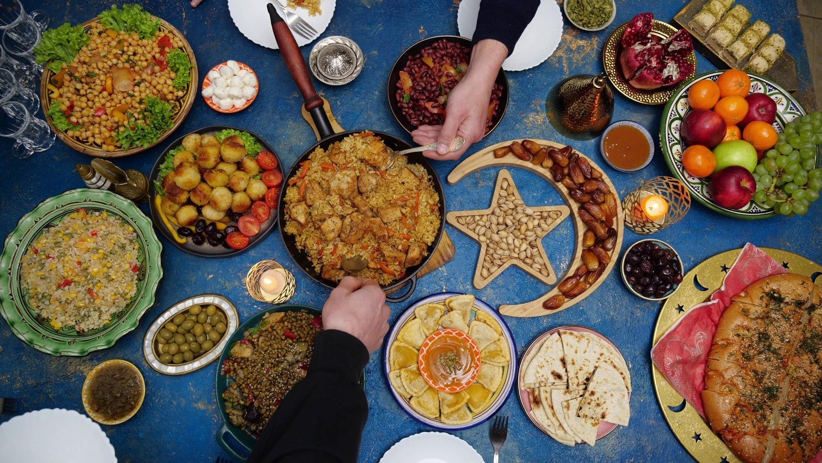 Halal Meals, Arabic-Speaking Guides and Privacy – Nextgen Safaris Halal Meals, Arabic-Speaking Guides and Privacy – Personalized Gorilla Trekking Safaris in Uganda and Rwanda for Travelers from the United Arab Emirates with Nextgen Safaris