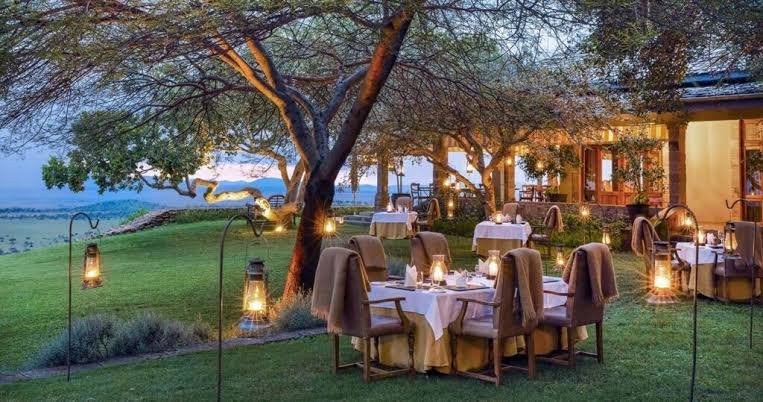 Exclusive Luxury Safari Lodge Accommodation for Christmas Holidays in Africa