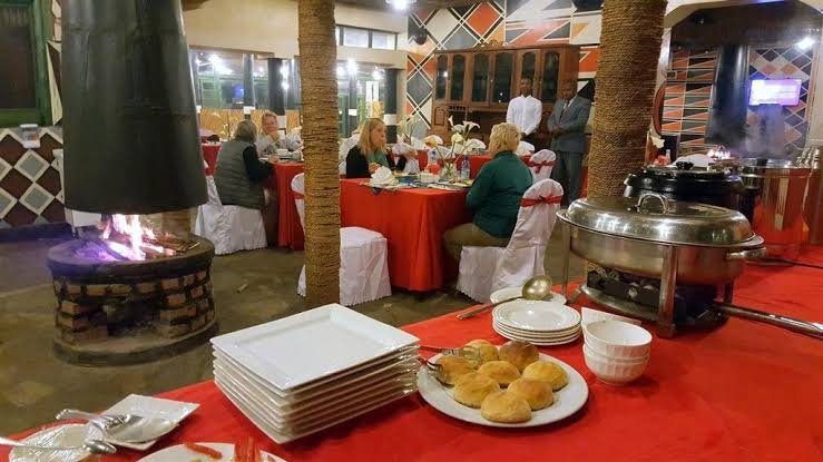 Restaurant and dining experiences at Le Bambou Gorilla Lodge Rwanda