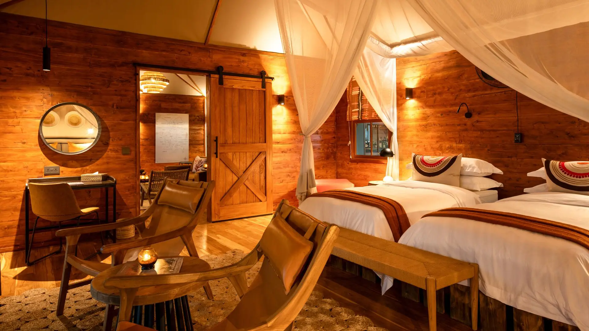 Twin room accommodation for friends and small safari groups in Rwanda